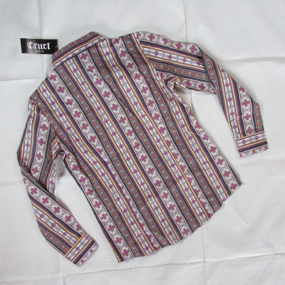 Cruel Denim Youth Girl's Pink Geo Printed Pearl Snap Down Western Shirt - Picture 2 of 3
